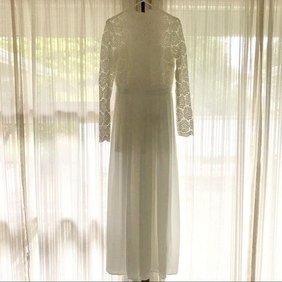 Chicwish Dresses & Skirts - Chicwish White Flower Dance Crochet Maxi Dress